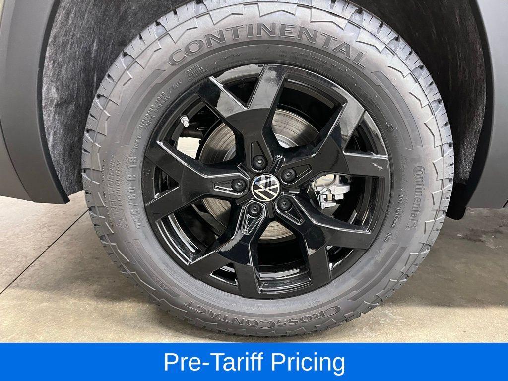 new 2025 Volkswagen Atlas car, priced at $44,513