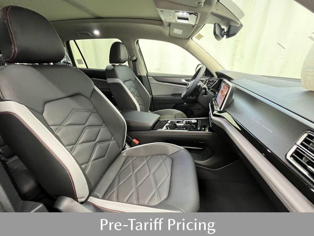 new 2025 Volkswagen Atlas car, priced at $45,013