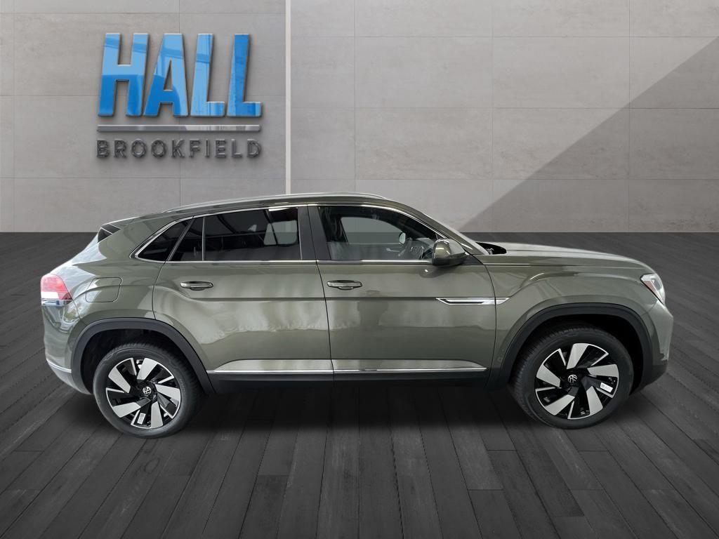 new 2026 Volkswagen Atlas Cross Sport car, priced at $48,416