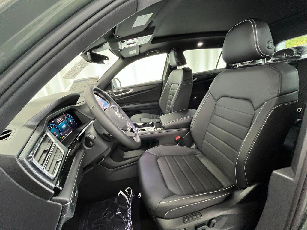 new 2026 Volkswagen Atlas Cross Sport car, priced at $48,416
