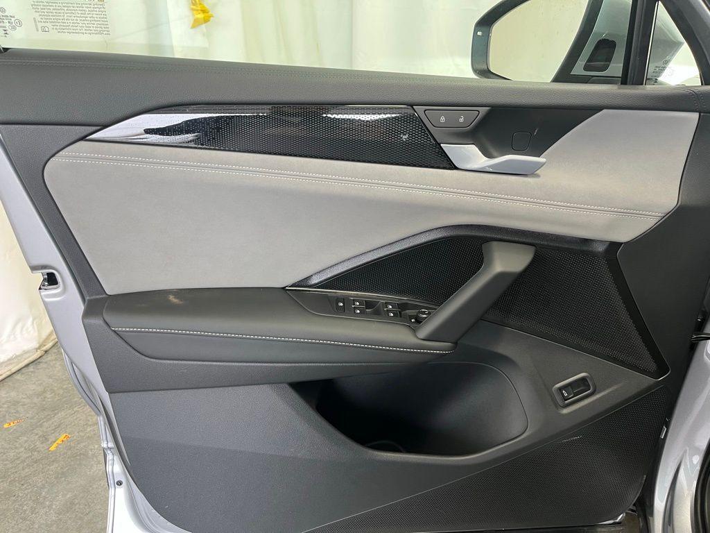 new 2026 Volkswagen Tiguan car, priced at $36,558