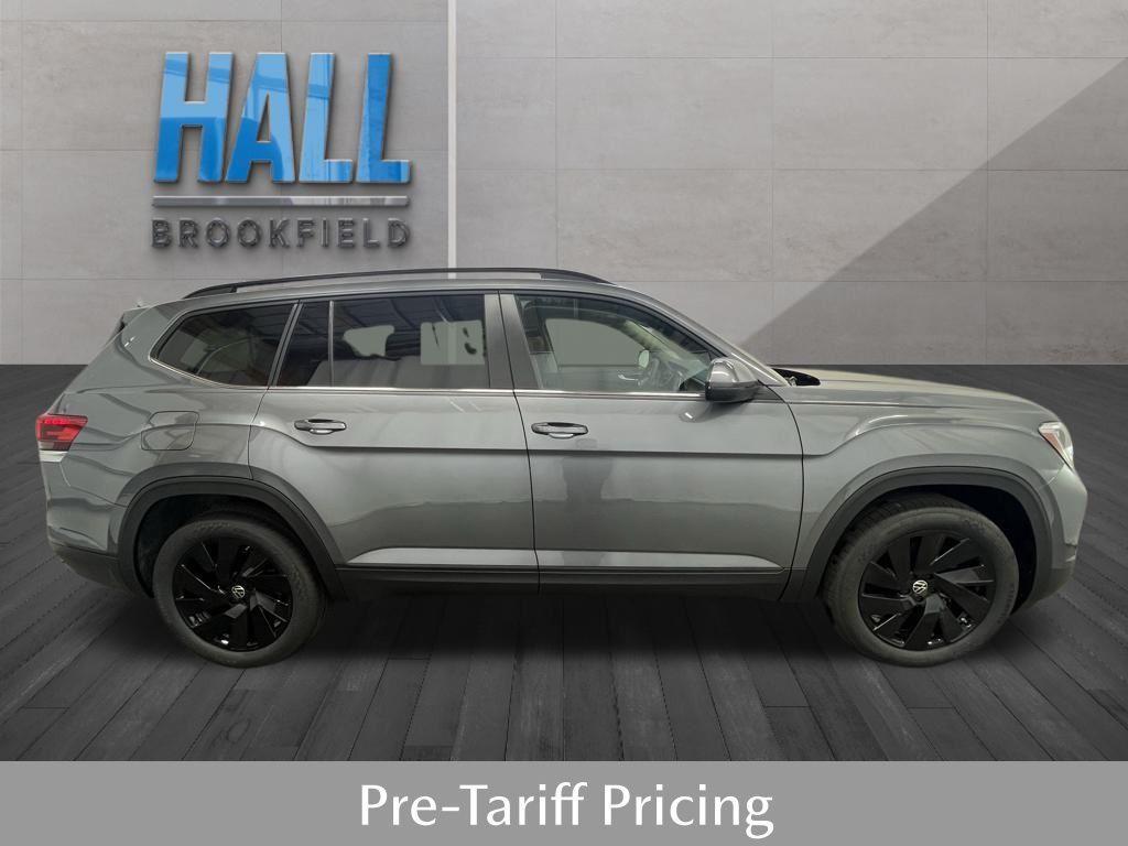 new 2025 Volkswagen Atlas car, priced at $44,353