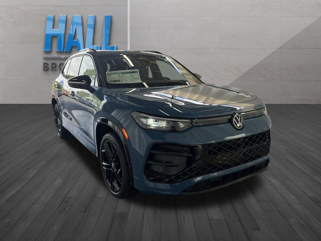 new 2025 Volkswagen Tiguan car, priced at $37,589