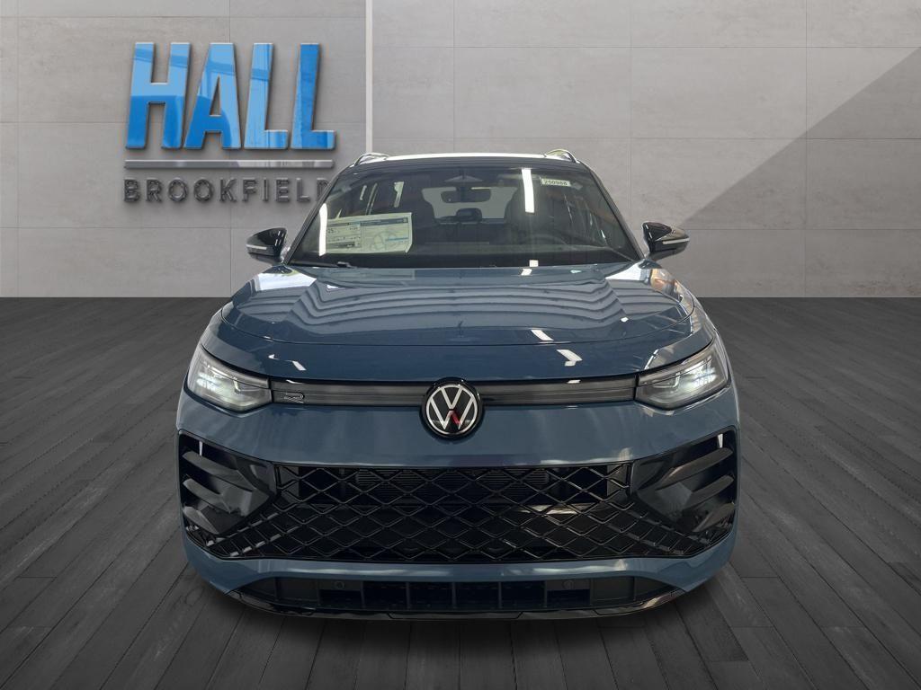 new 2025 Volkswagen Tiguan car, priced at $37,589