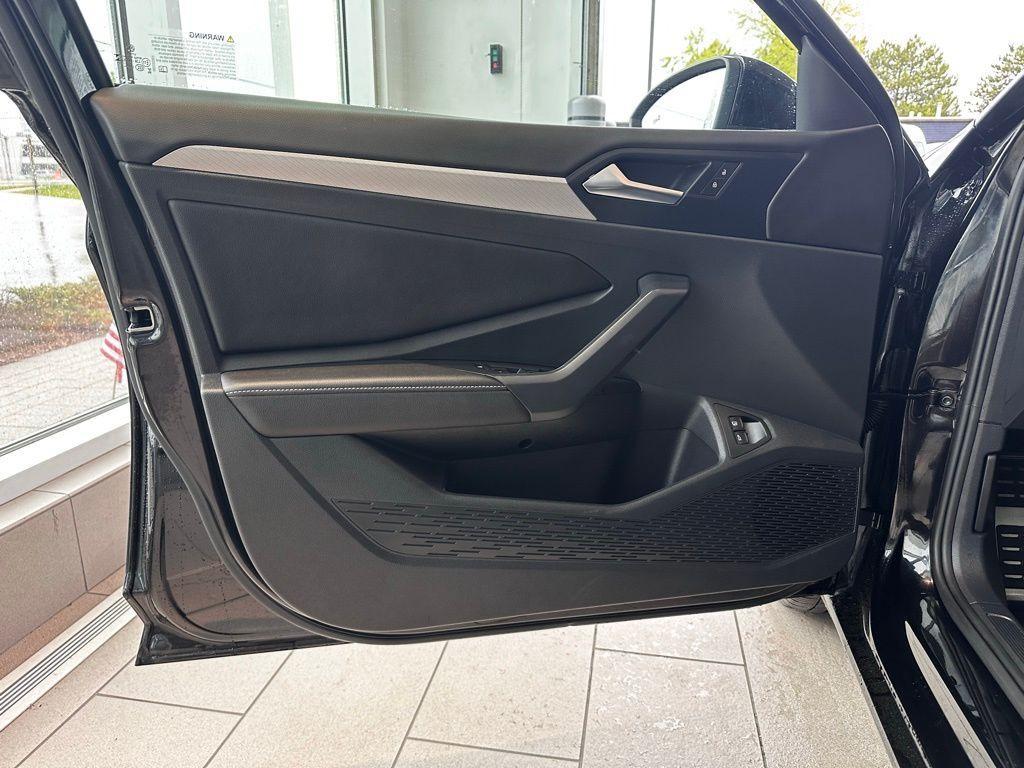 used 2024 Volkswagen Jetta car, priced at $23,991