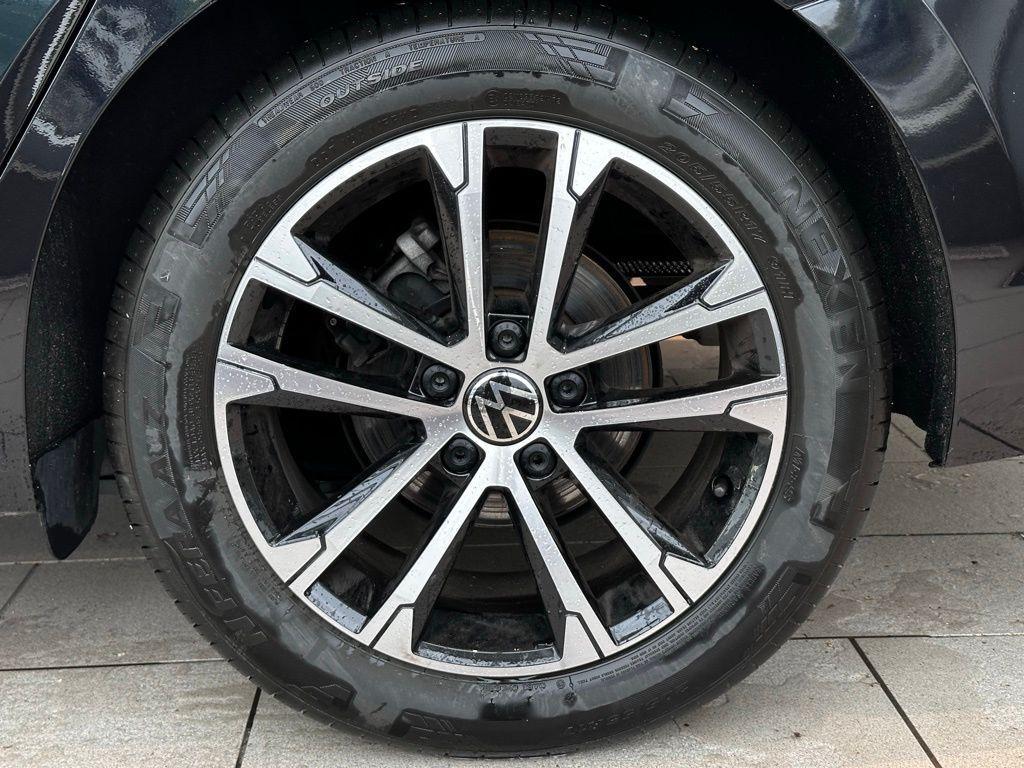 used 2024 Volkswagen Jetta car, priced at $23,991