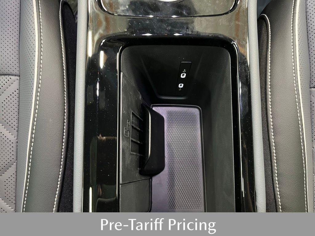 new 2025 Volkswagen Tiguan car, priced at $42,040