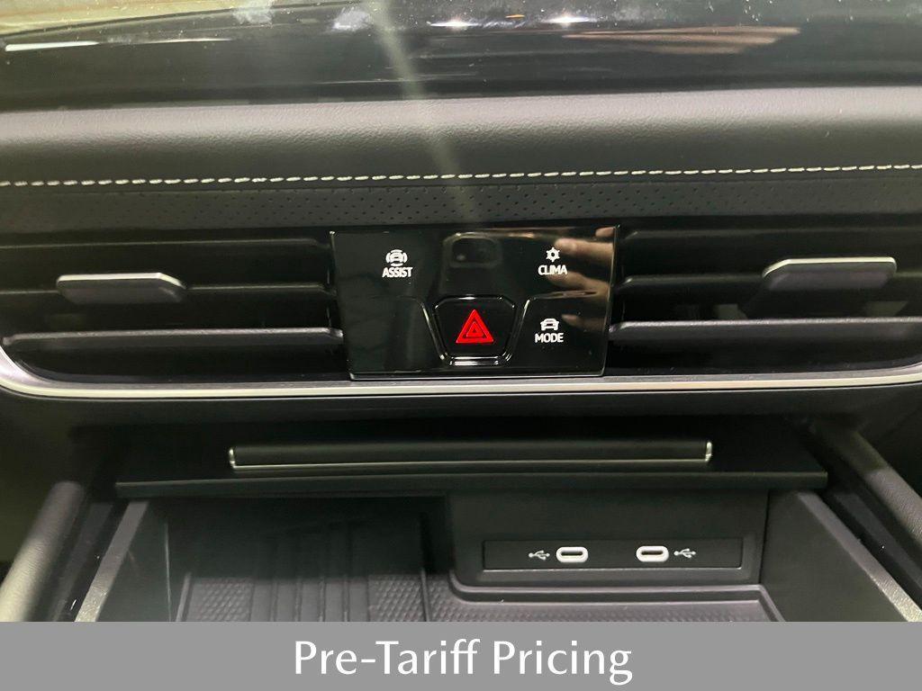 new 2025 Volkswagen Atlas car, priced at $36,979