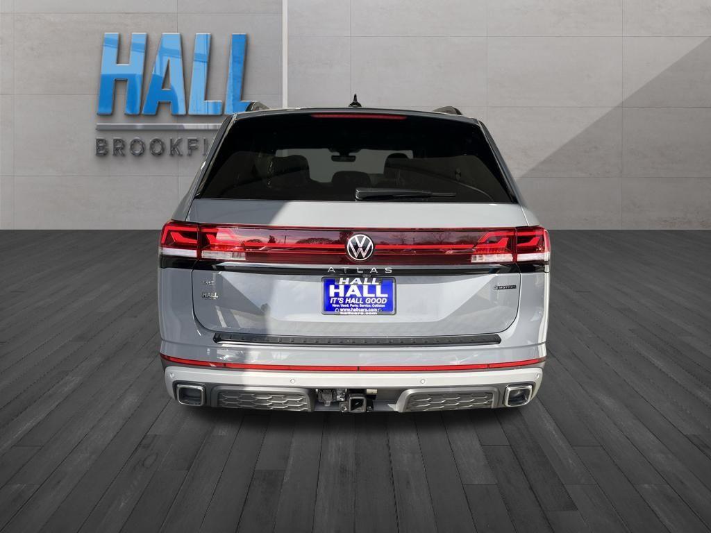 new 2026 Volkswagen Atlas car, priced at $47,459