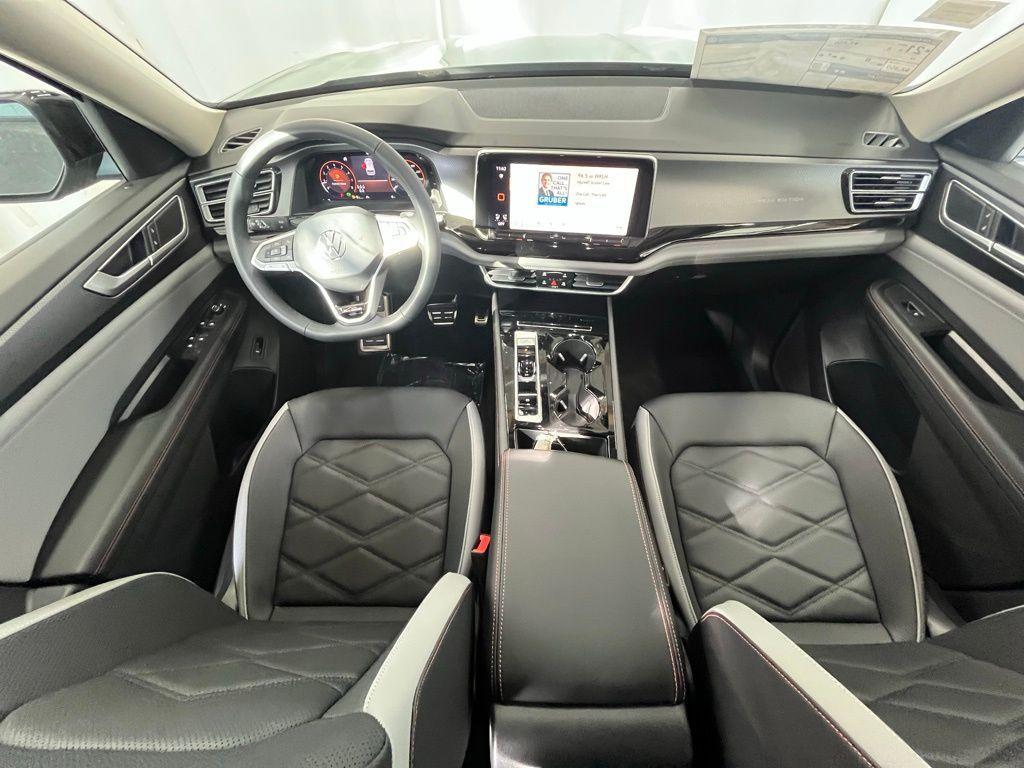 new 2026 Volkswagen Atlas car, priced at $47,459