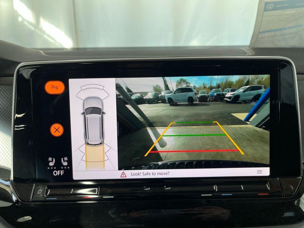 new 2026 Volkswagen Atlas car, priced at $47,459