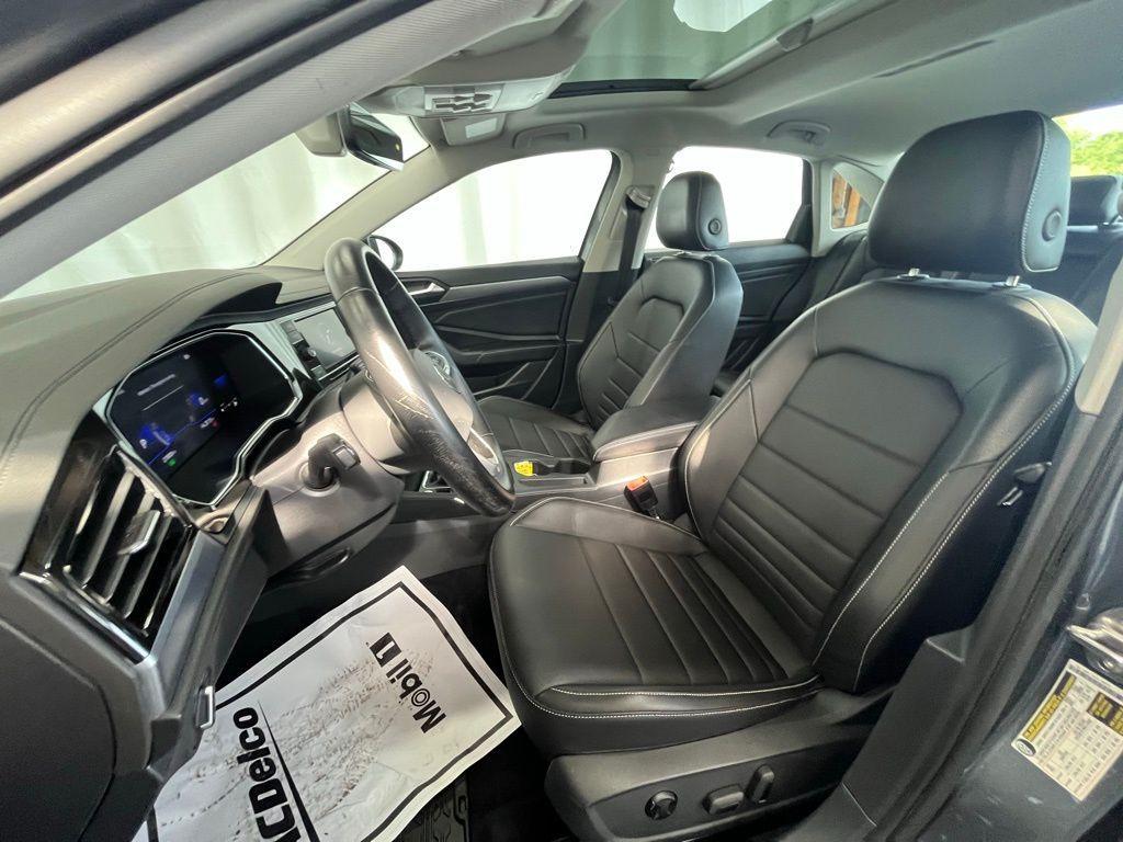 used 2022 Volkswagen Jetta car, priced at $21,492