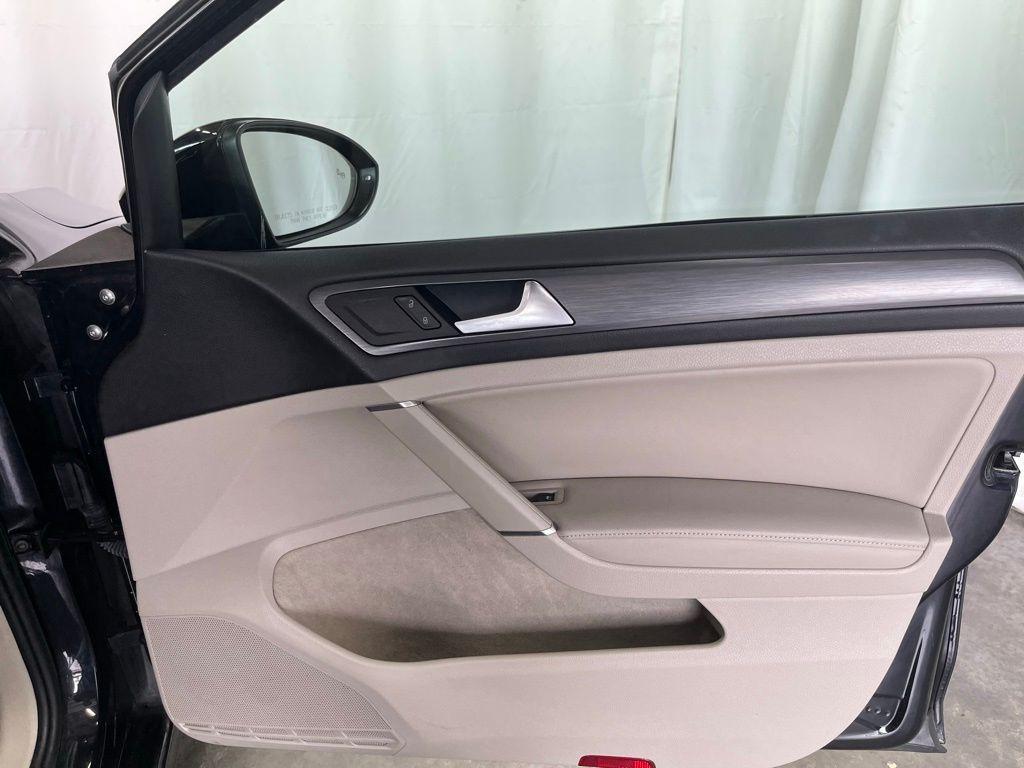 used 2019 Volkswagen Golf SportWagen car, priced at $19,492