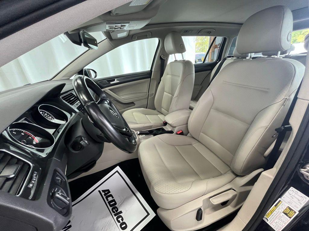 used 2019 Volkswagen Golf SportWagen car, priced at $19,492