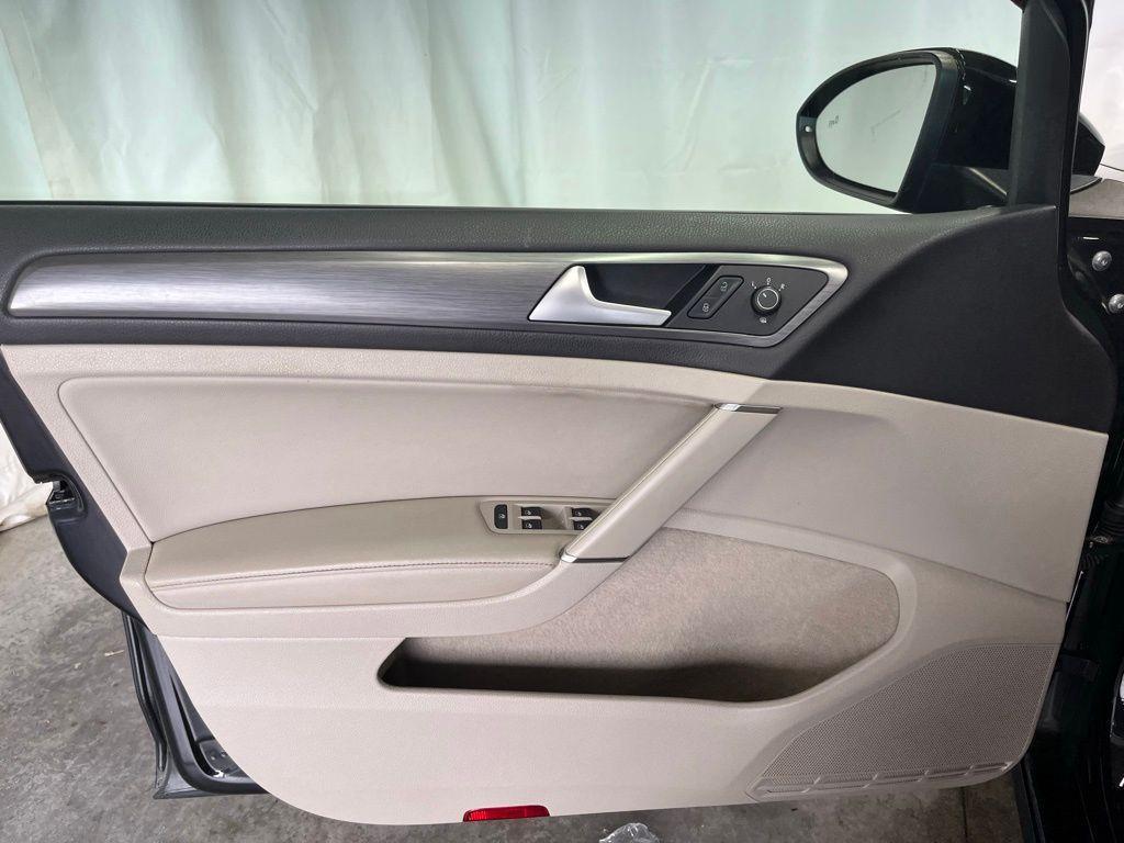 used 2019 Volkswagen Golf SportWagen car, priced at $19,492