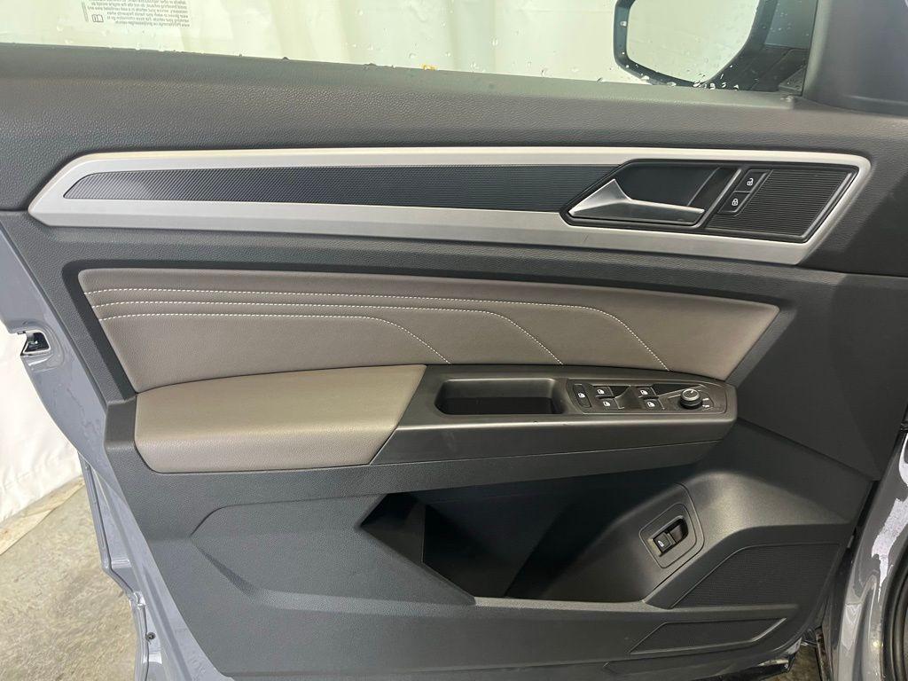 used 2022 Volkswagen Atlas Cross Sport car, priced at $37,991