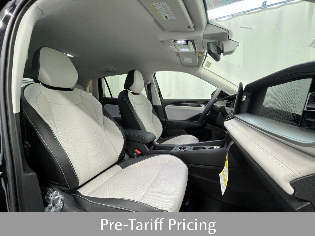 new 2025 Volkswagen Tiguan car, priced at $35,921