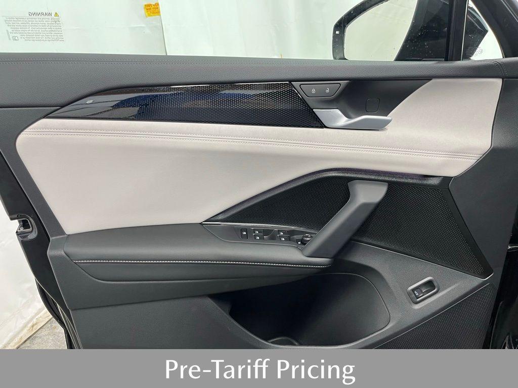 new 2025 Volkswagen Tiguan car, priced at $35,921