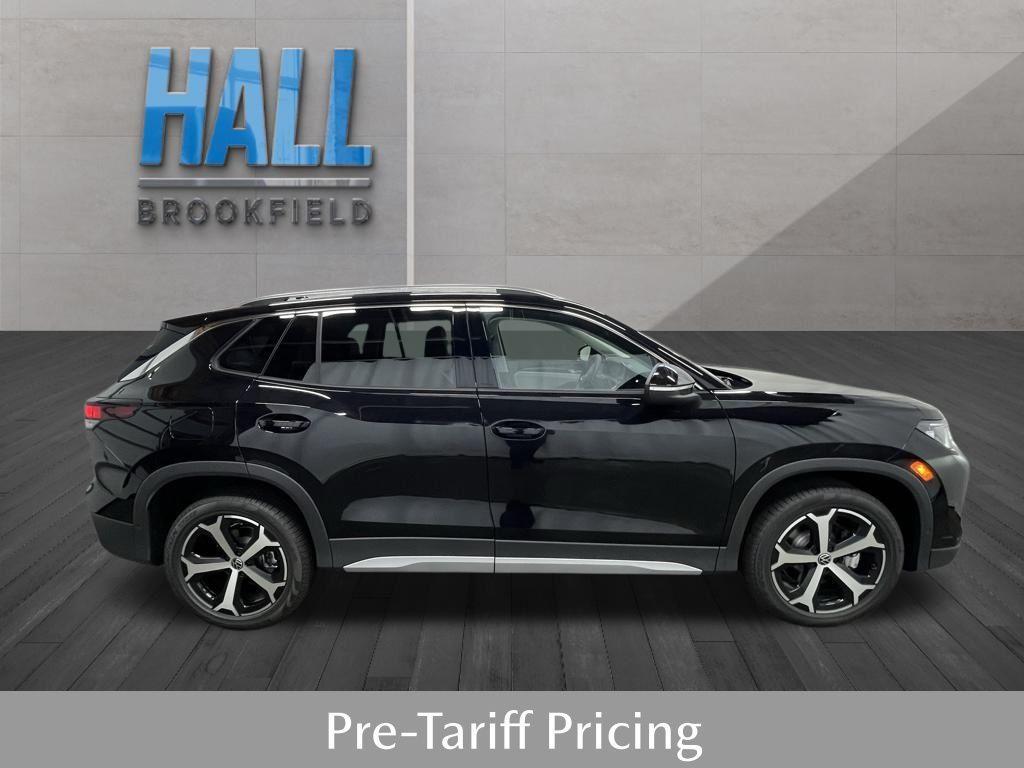 new 2025 Volkswagen Tiguan car, priced at $35,921