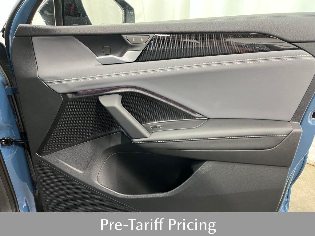 new 2025 Volkswagen Tiguan car, priced at $39,536