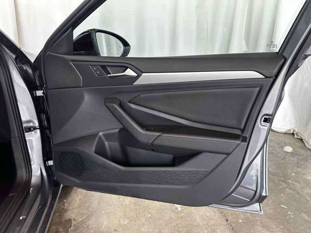 used 2024 Volkswagen Jetta car, priced at $22,992