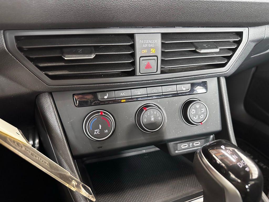 used 2024 Volkswagen Jetta car, priced at $22,992