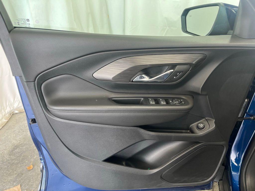 used 2023 GMC Terrain car, priced at $23,991