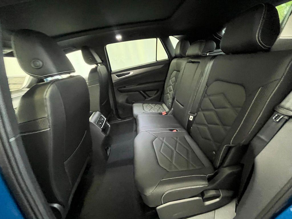 new 2025 Volkswagen Atlas Cross Sport car, priced at $43,359