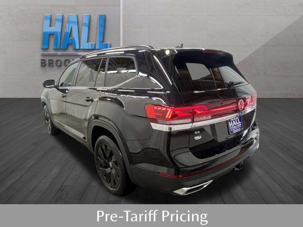 new 2025 Volkswagen Atlas car, priced at $43,680