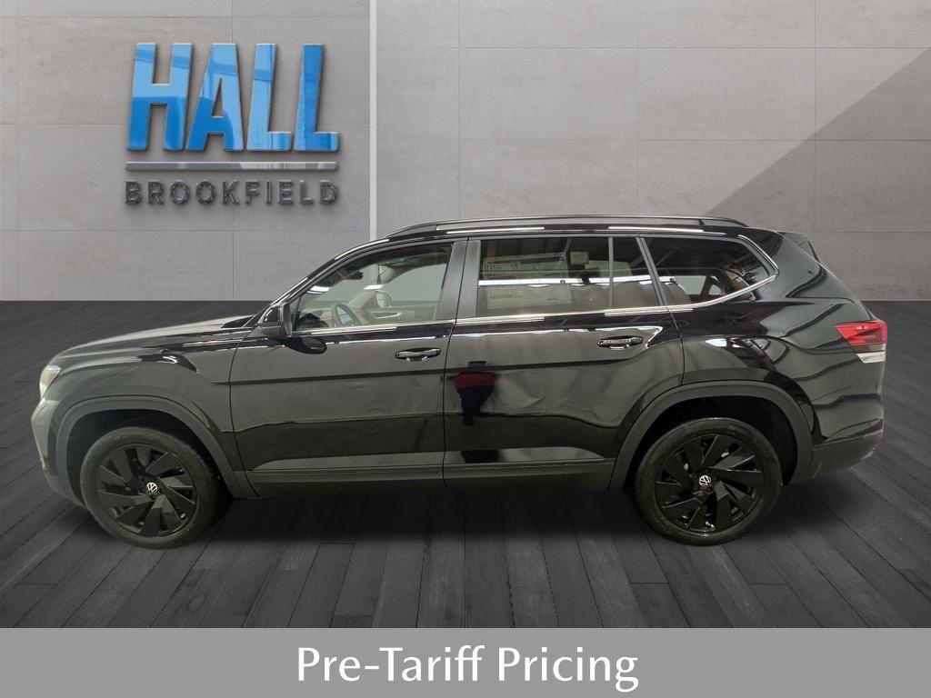 new 2025 Volkswagen Atlas car, priced at $43,680
