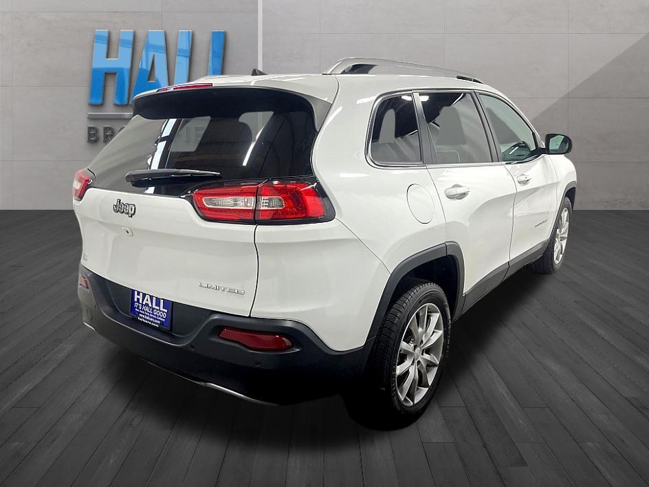 used 2018 Jeep Cherokee car, priced at $15,495