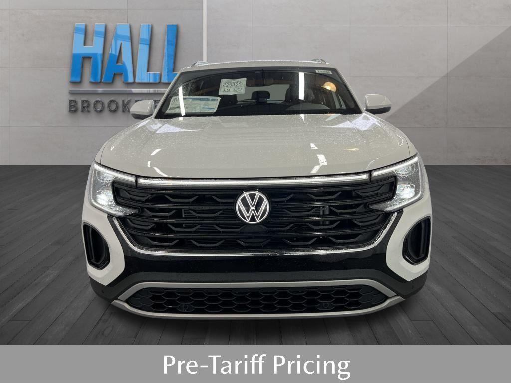 new 2025 Volkswagen Atlas Cross Sport car, priced at $45,109
