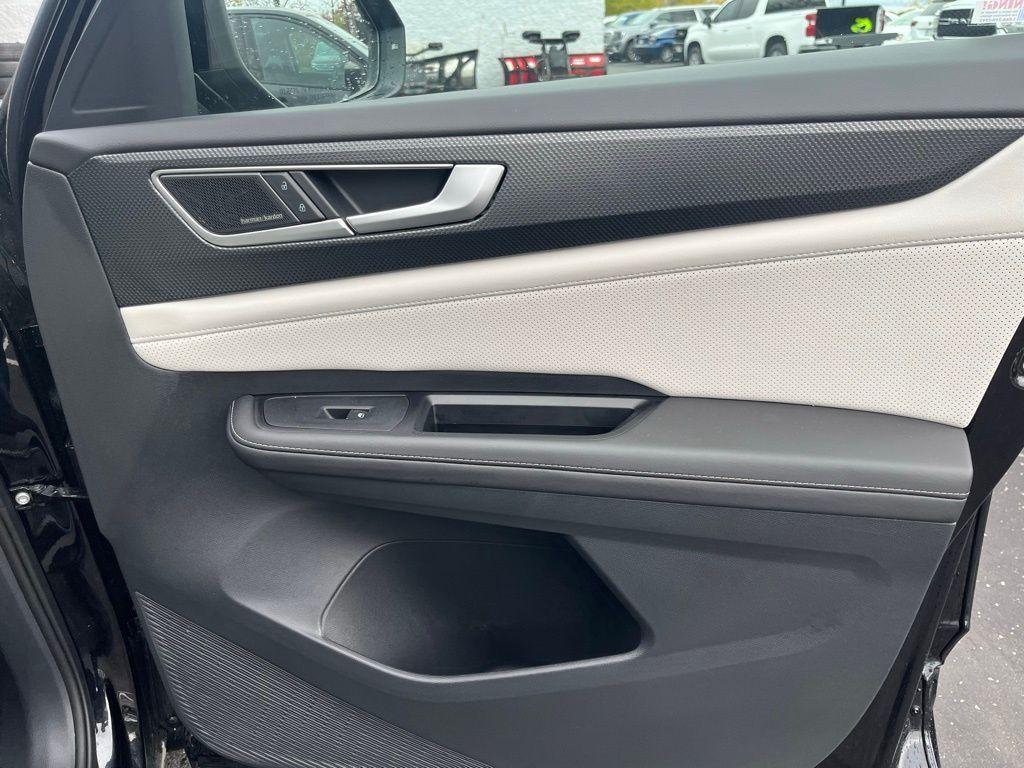 used 2024 Volkswagen Atlas Cross Sport car, priced at $41,991