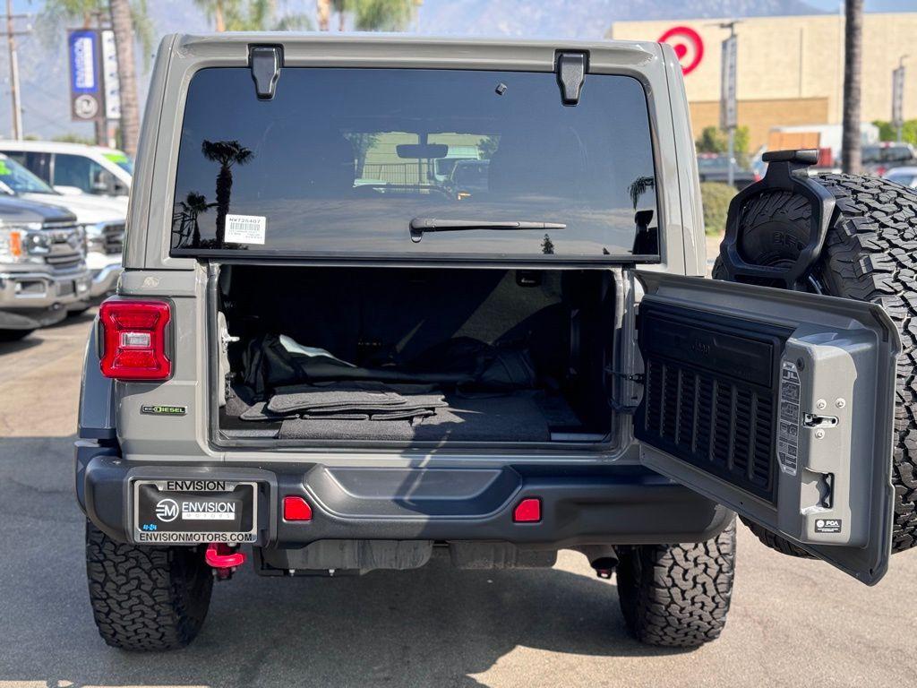 used 2021 Jeep Wrangler Unlimited car, priced at $38,995