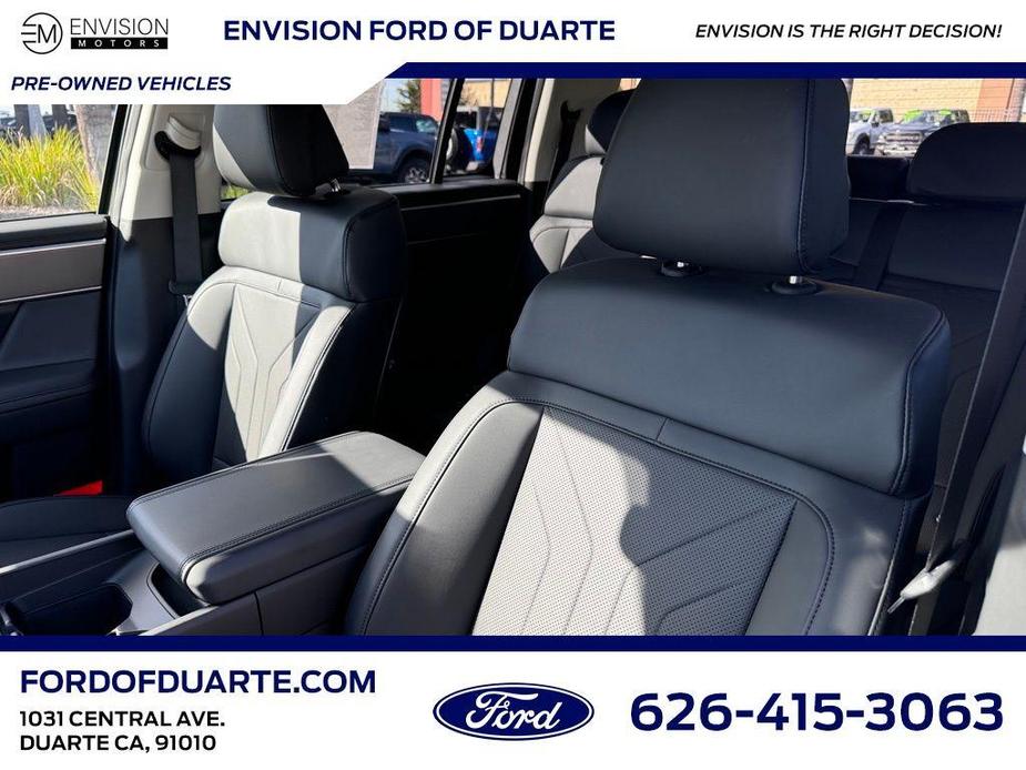 used 2024 Hyundai Santa Fe car, priced at $33,888