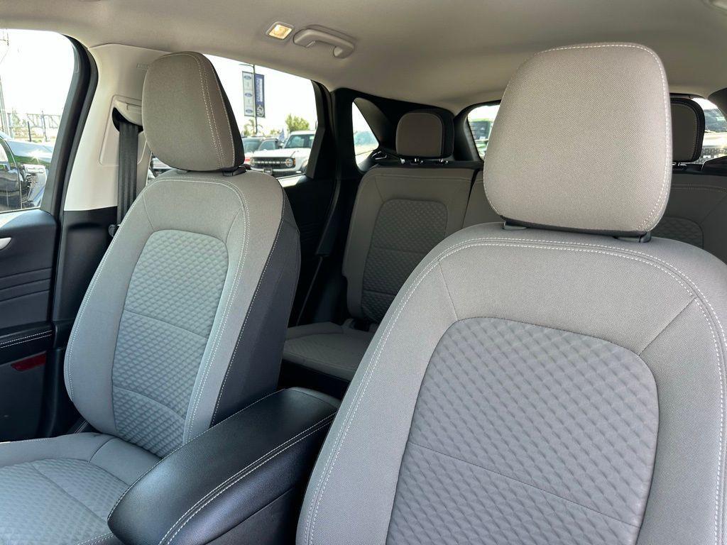 used 2022 Ford Escape car, priced at $19,995