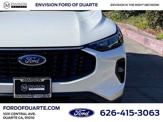 new 2025 Ford Escape car, priced at $46,215