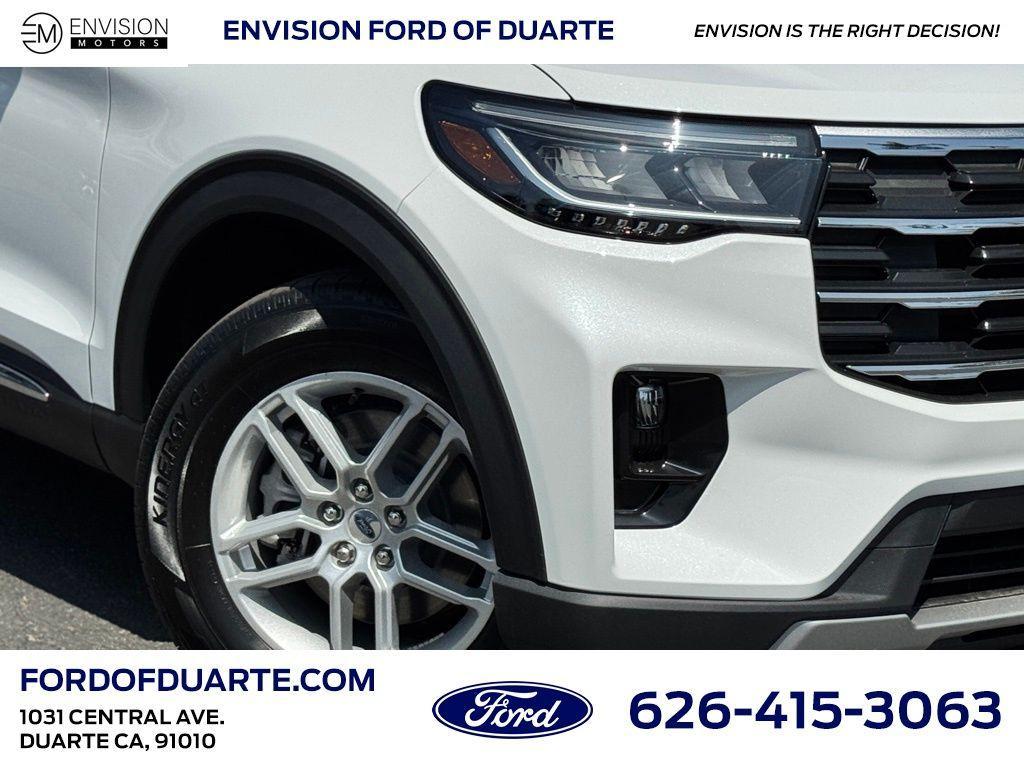 new 2025 Ford Explorer car, priced at $45,295