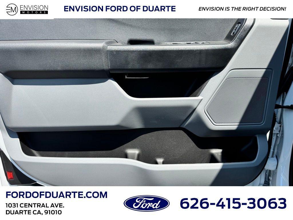 new 2025 Ford F-250 car, priced at $46,555