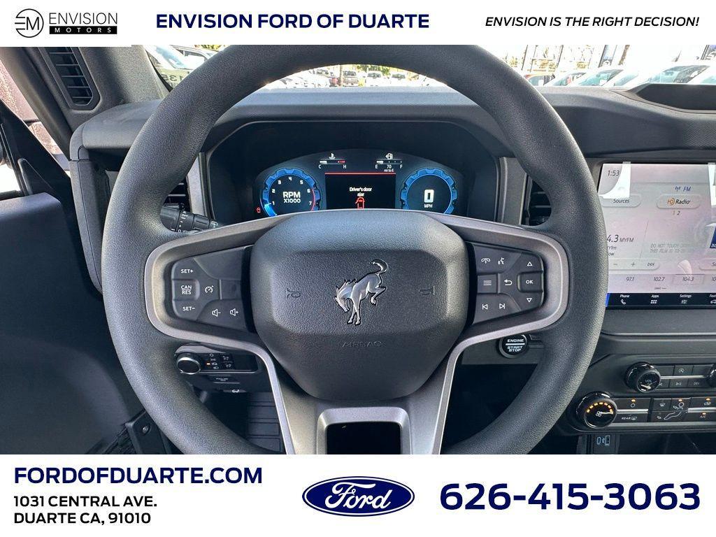 new 2025 Ford Bronco car, priced at $41,040