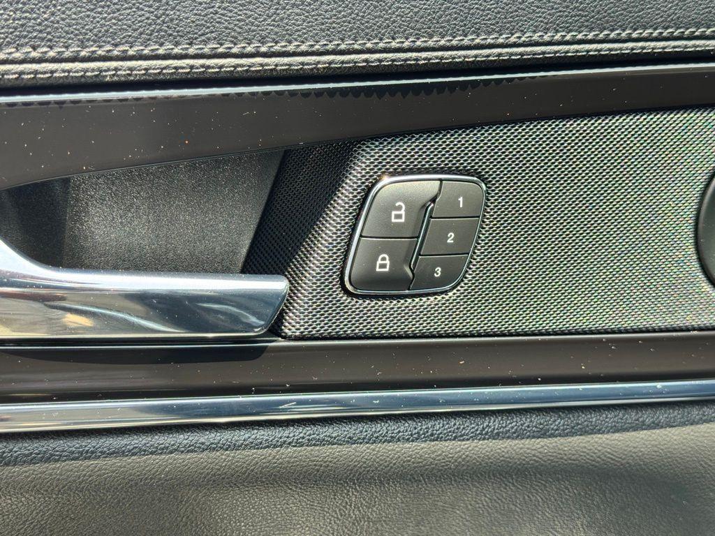 used 2021 Lincoln Nautilus car, priced at $35,888