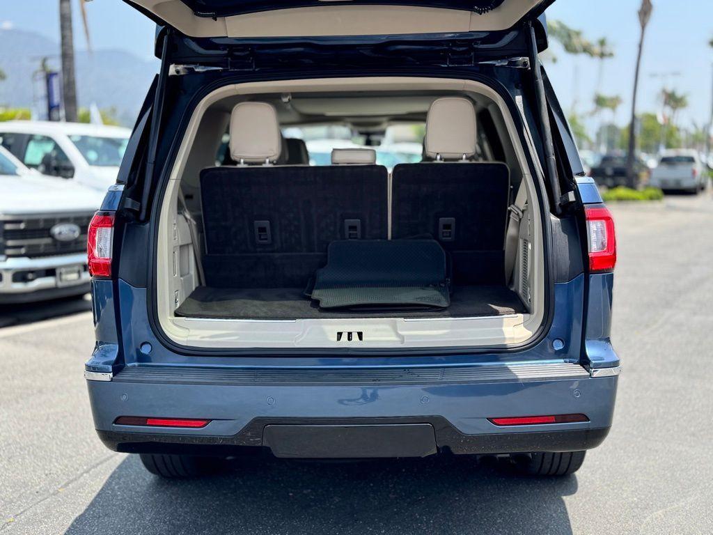 used 2019 Lincoln Navigator car, priced at $38,288