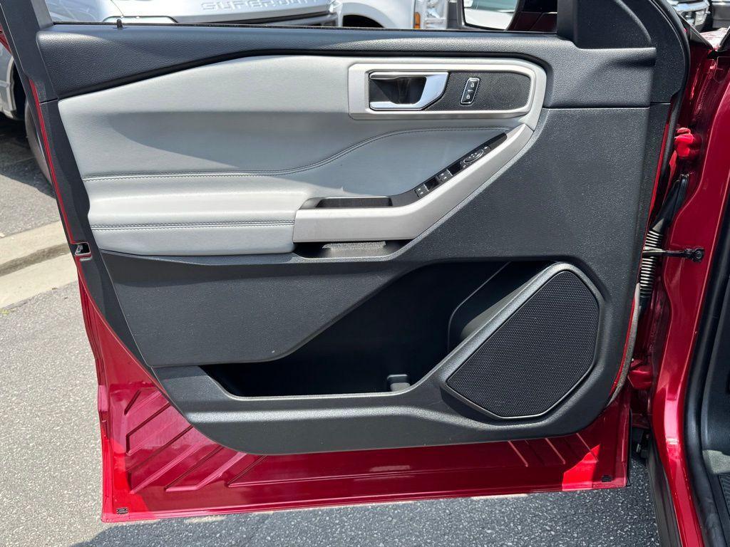 used 2022 Ford Explorer car, priced at $37,888