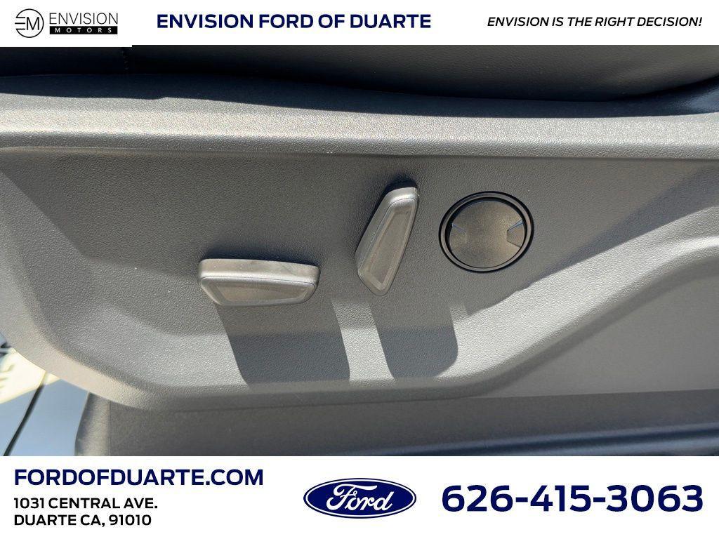 new 2025 Ford Expedition car, priced at $79,790