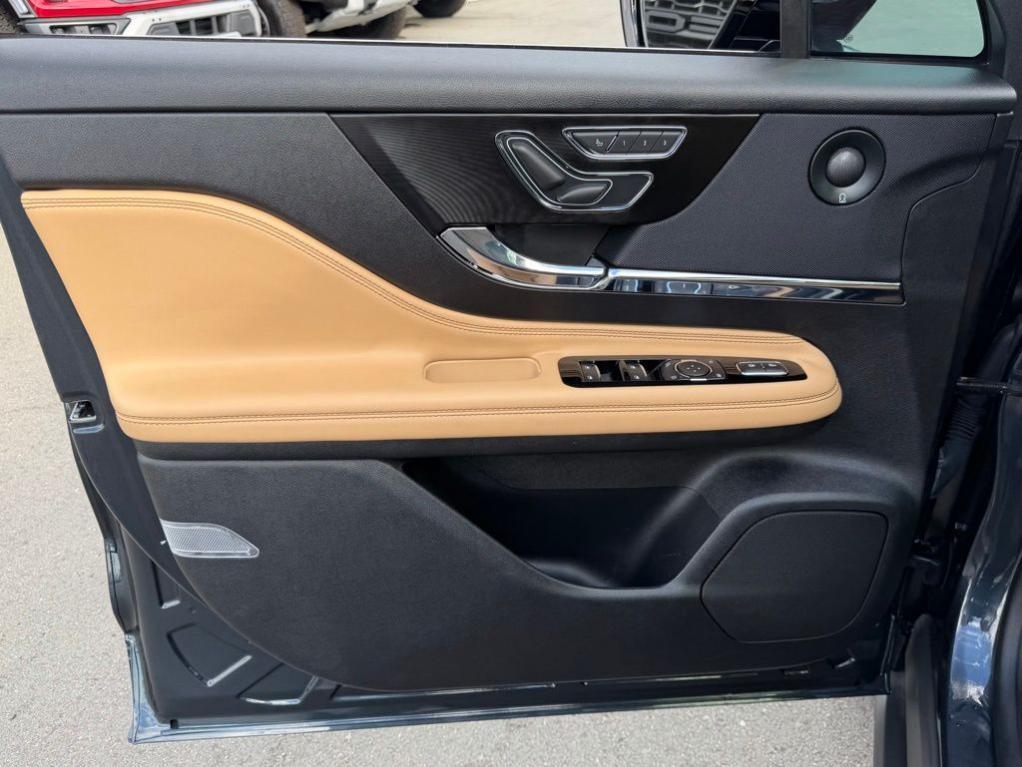 used 2022 Lincoln Corsair car, priced at $35,500