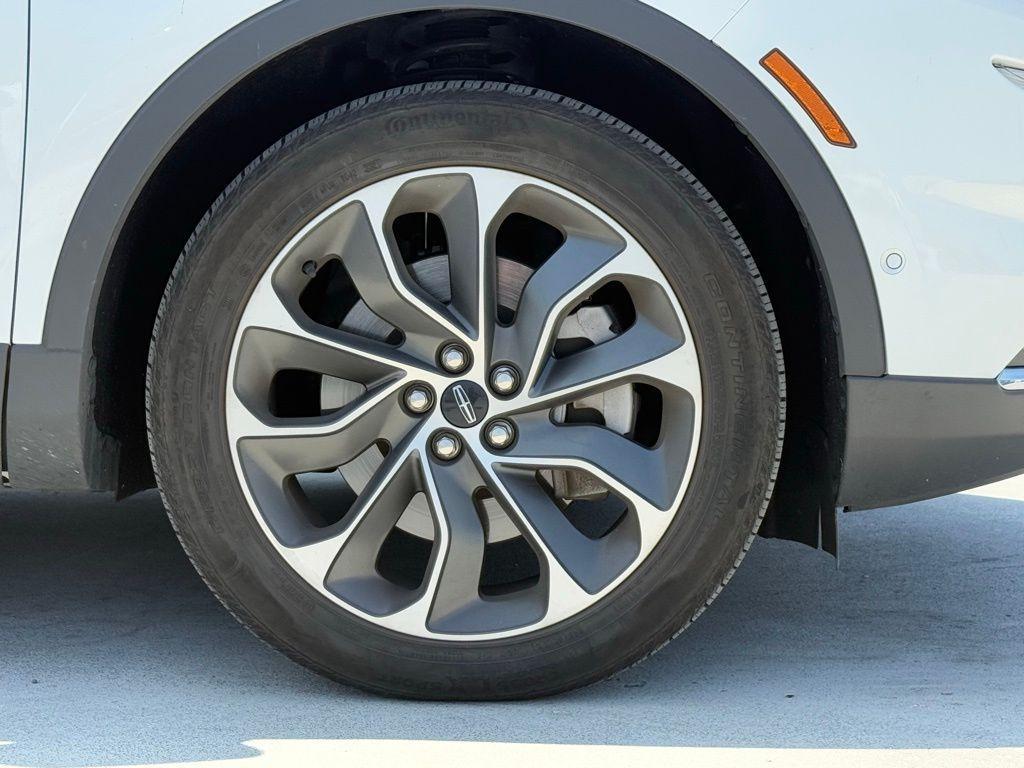 used 2022 Lincoln Nautilus car, priced at $38,888
