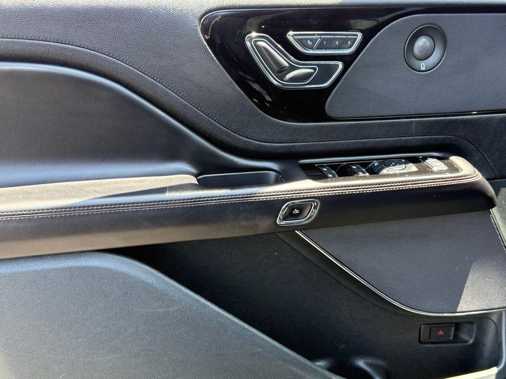 used 2023 Lincoln Aviator car, priced at $51,888