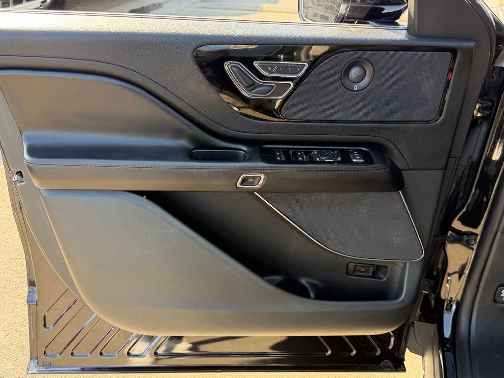 used 2023 Lincoln Aviator car, priced at $49,500