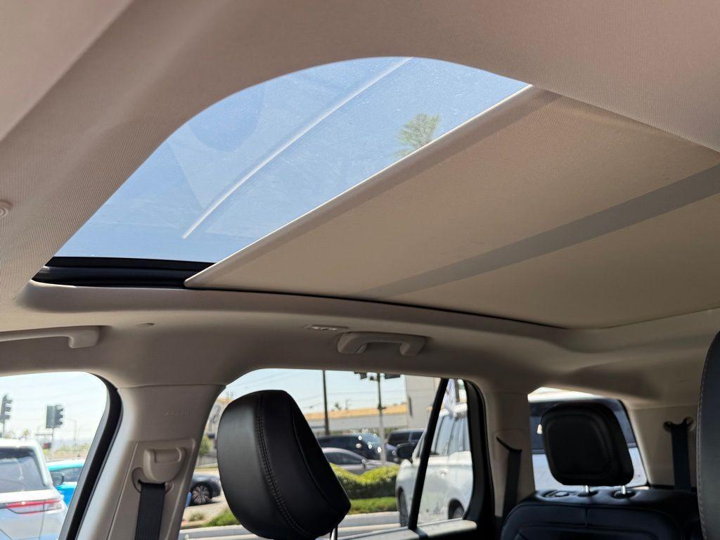 used 2023 Lincoln Aviator car, priced at $51,888