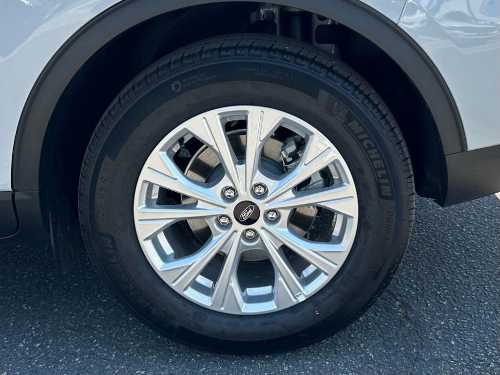 used 2025 Ford Escape car, priced at $27,988